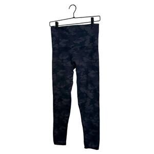 Spanx‎ Blue Camo Ankle Leggings Large